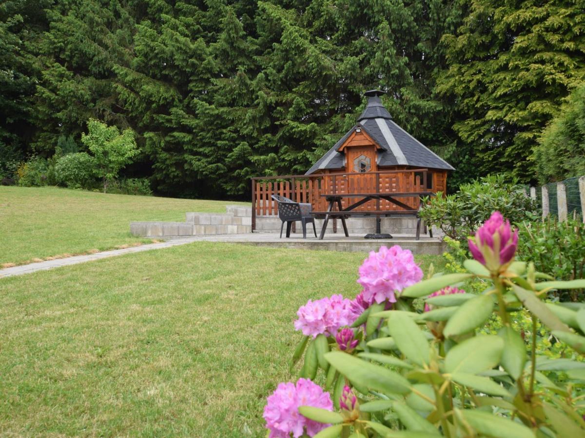 Quaint Apartment In Vielsalm With Private Terrace Экстерьер фото